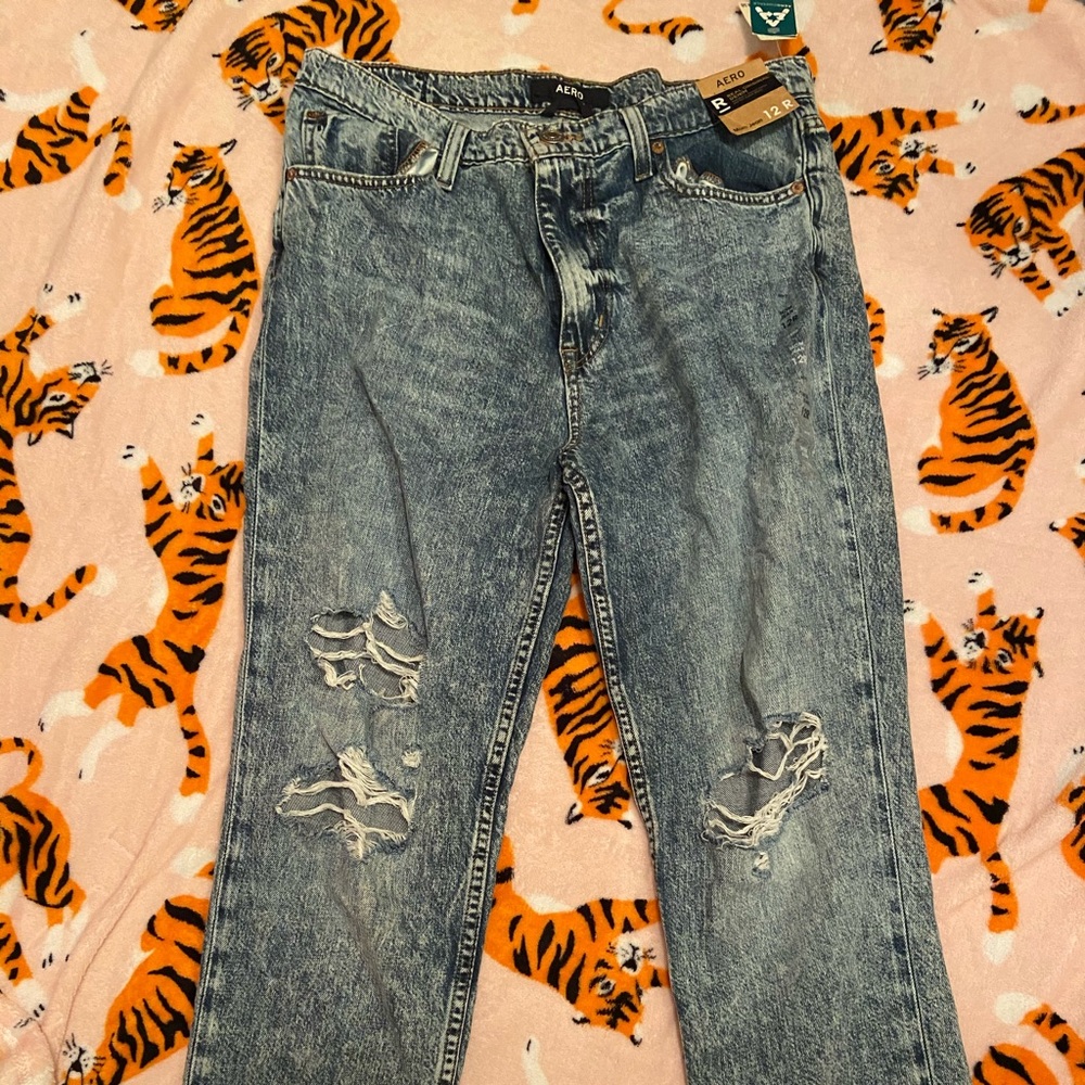 overrides ripped jeans